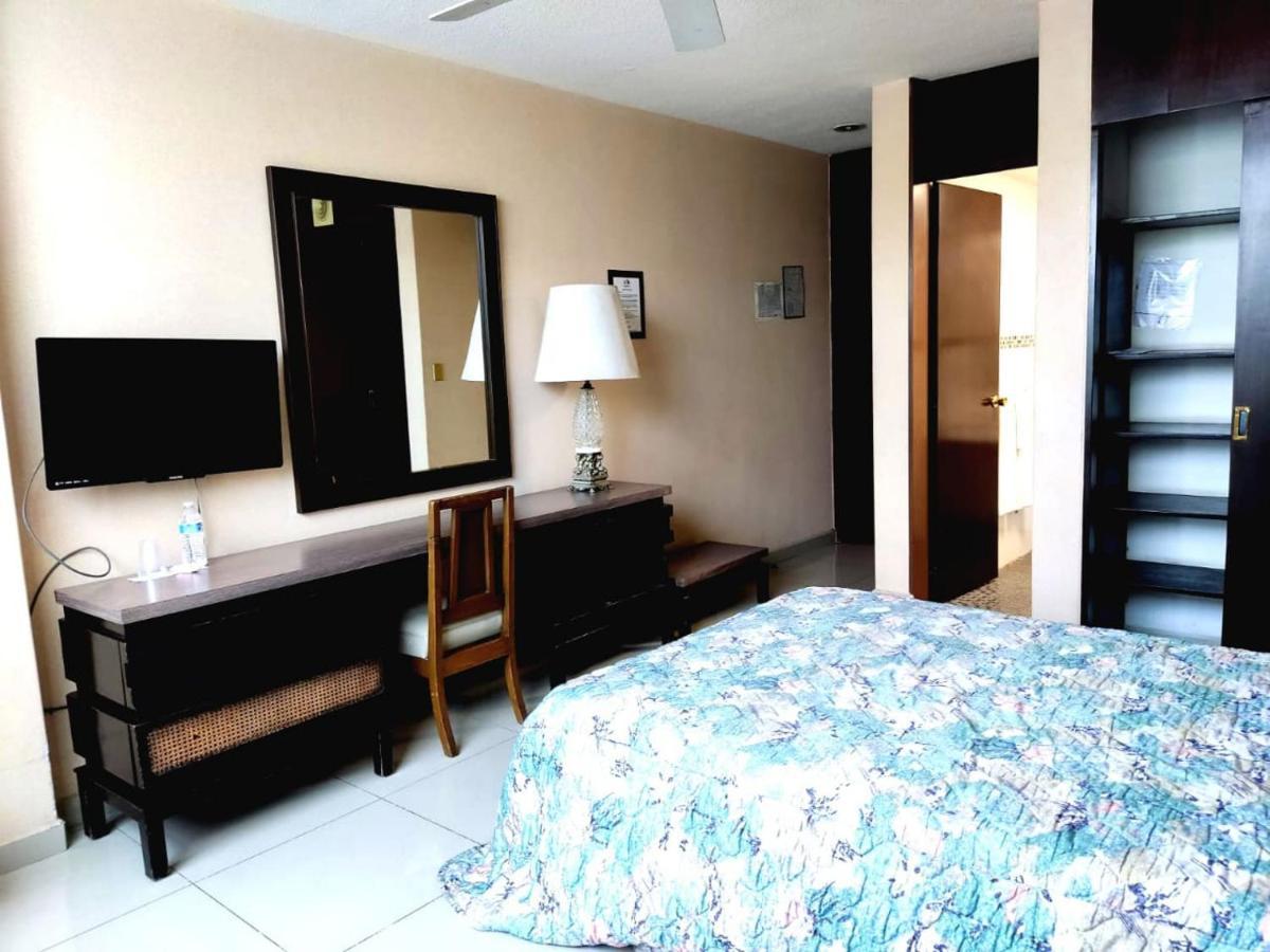Hotel Mary Celaya Celaya  Exterior photo